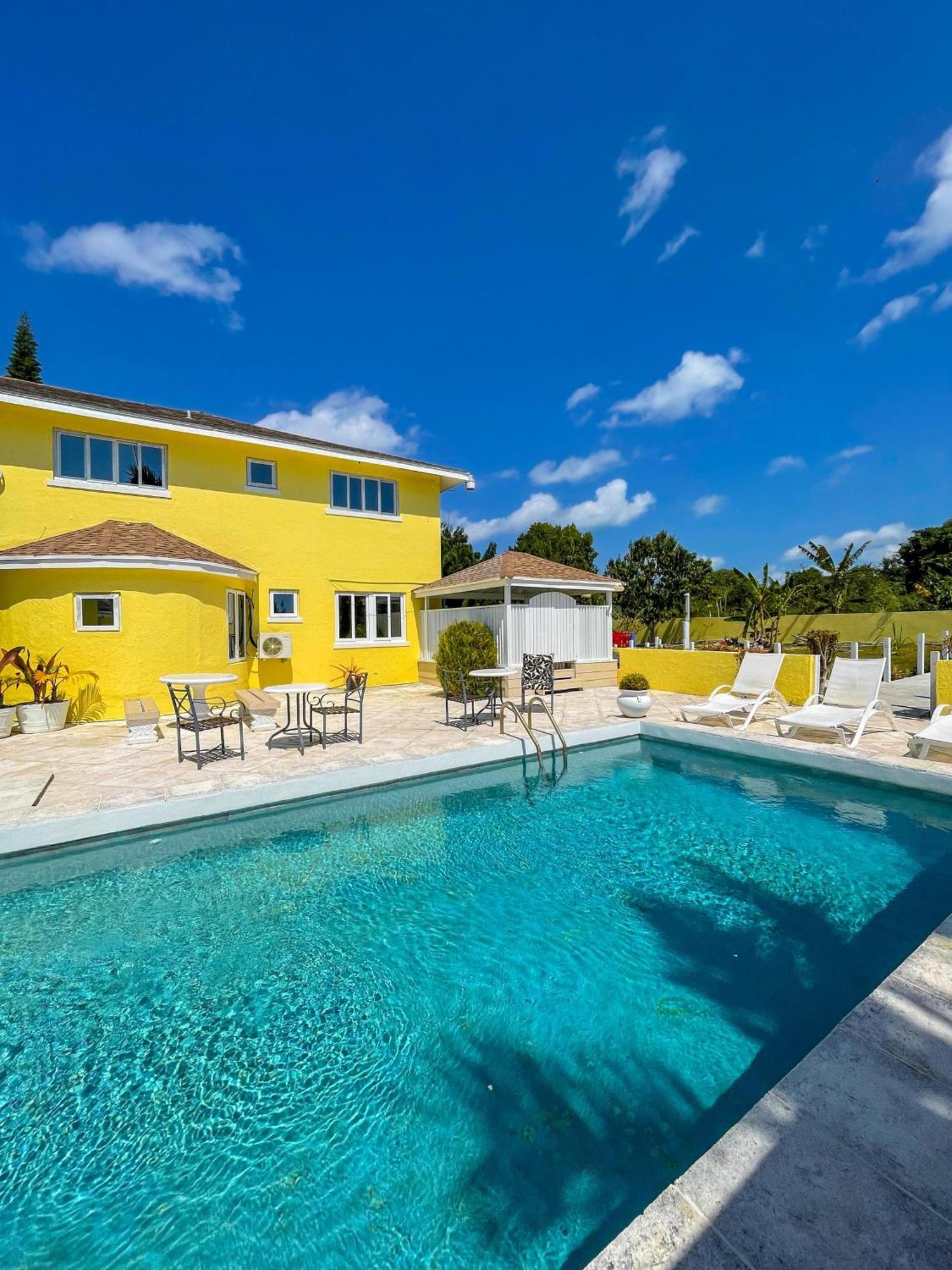Bed and Breakfast Golden Palms House Nassau Exteriér fotografie